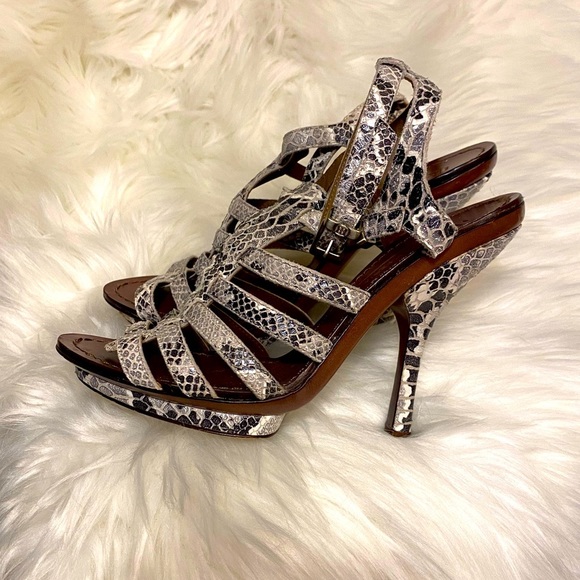 BCBG Maxazria heels 🔥 size 7. Euro 37 - Picture 2 of 15